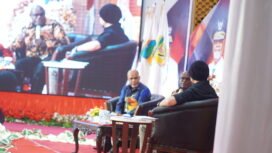 Gubernur dan Wakil Gubernur Papua Tengah, Deinas Geley saat diwawancarai oleh Andy Noya. (Foto: Kristin Rejang/Sasagupapua.com)