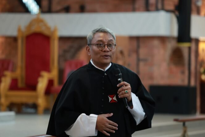 
Romo Constantinus Eko Wahyu, OSC. Foto: Ist