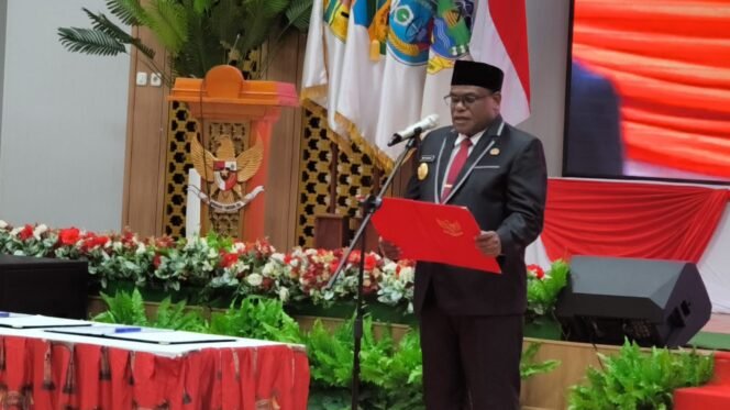 
Gubernur Papua Tengah, Meki Nawipa. (Foto: Humas/Abeth You)