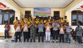 Suasana foto bersama dalam momen Musrenbang Distrik Mimika Barat Jauh, Sabtu (28/2/2026). Foto: DOK DMBJ.
