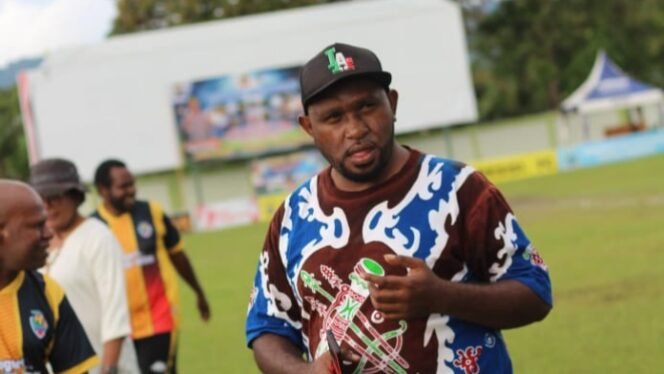 
Panpel Liga 4 PSSI Piala Gubernur Papua Tengah, Alfred Fredy Anouw. (Foto: Ist)