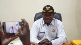 Kepala Dinas Perindustrian dan Perdagangan, Koperasi dan UMKM (Disperindag) Provinsi Papua Tengah, Yuliten Makai. (Foto: Kristin Rejang/Sasagupapua)