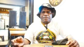 Ketua Komunitas Rasta Kribo (KORK) Papua, Thedy Pekei. (Foto: Kristin Rejang/Sasagupapua.com)