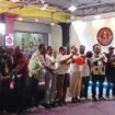 Pemukulan tifa dan pelepasan balon tanda Papua Festival Reggae siap berlangsung pada Oktober mendatang. (Foto: Kristin Rejang/Sasagupapua.com)