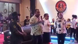 Kepala Badan Perencanaan Pembangunan, Riset, dan Inovasi Daerah (Bapperida) Papua Tengah, Eliezer Yogi. (Foto: Kristin Rejang/Sasagupapua)