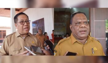 Penjabat (PJ) Sekretaris Daerah Provinsi Papua Tengah, dr. Silwanus Sumule (kanan), Kepala Bapperida Provinsi Papua Tengah, Eliezer Yogi (kiri) saat diwawancarai awak media, Senin (30/3/2026). Foto: Kristin Rejang/sasagupapua.com