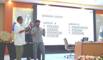 Drawing penyisihan pembagian group Liga 4 Zona Papua Tengah 2025/2026. (Foto: Edwin Rumanasen)