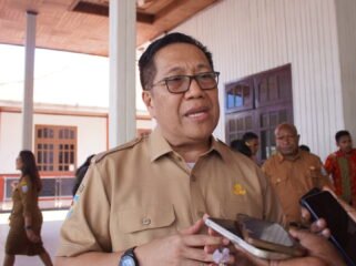 Penjabat (PJ) Sekretaris Daerah Provinsi Papua Tengah, dr. Silwanus Sumule. (Foto: Kristin Rejang/Sasagupapua