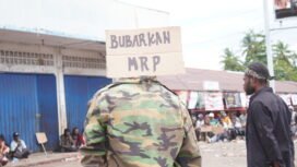 Seruan Bubarkan MRP juga digaungkan didalam aksi. 