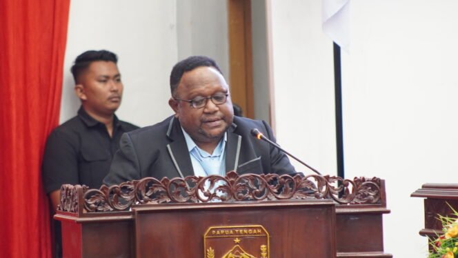 
DPR Papua Tengah, John Gobai. (Foto: Kristin Rejang/Sasagupapua.com)
