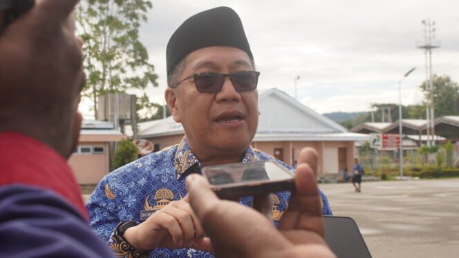 
PJ Sekda Papua Tengah, Silwanus Sumule. (Foto: Kristin Rejang/Sasagupapua)