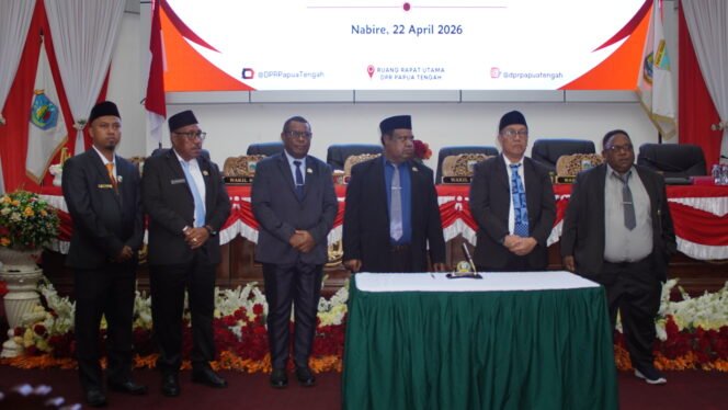 
Suasana Rapat Paripurna Dalam Rangka Pengusulan Program Pembentukan Peraturan Daerah Provinsi (Perdasi) dan Peraturan Daerah Khusus (Perdasus) Provinsi Papua Tengah Tahun 2026. Foto: Kristin Rejang/Sasagupapua. 