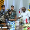 Momen Penandatanganan Nota Kesepahaman (MoU) dengan tiga Bank Nasional.(Foto: Humas Pemprov Papua Tengah)
