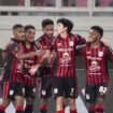 Punggawa Persipura merayakan gol saat menghadapi PSIS Semarang di LE Stadion Kabupaten Jayapura. (Foto: Media Officer Persipura)