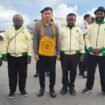 Pengurus Pemuda Katolik Papua Tengah saat berfoto bersama Wakil Presiden Gibran Rakabuming usai sampaikan aspirasi. (Foto: Istimewa)