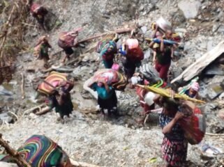 Korban pengungsian dari Distrik Kembru. (Foto: Ist) 