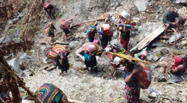 Korban pengungsian dari Distrik Kembru. (Foto: Ist) 