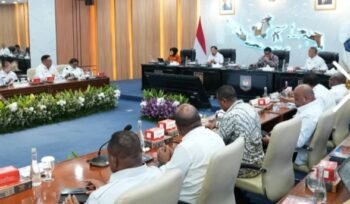 Suasana rapat bersama kepala daerah, Rabu (15/4/2026) di Jakarta. (sumber foto: Humas Kementerian PKP)