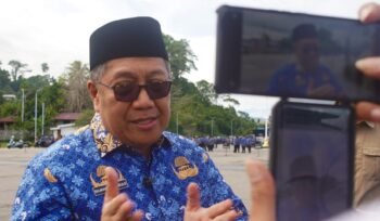 PJ Sekda Provinsi Papua Tengah, Silwanus Sumule. (Foto: Kristin Rejang/Sasagupapua)