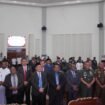 Foto bersama usai Rapat Paripurna Dalam Rangka Pengusulan Program Pembentukan Peraturan Daerah Provinsi (Perdasi) dan Peraturan Daerah Khusus (Perdasus) Provinsi Papua Tengah Tahun 2026. (Foto: Kristin Rejang/Sasagupapua)
