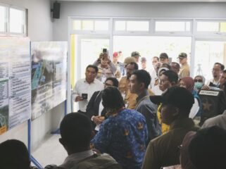 Wapres Gibran saat meninjau langsung Pembangunan rumah susun ASN Pemprov Papua Tengah. (Foto: Humas Pemprov Papua Tengah)