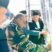 Gubernur Papua Tengah, Meki Nawipa, SH saat meresmikan Pondok Pesantren di Nabire. (Foto: Humas Pemprov Papua Tengah)