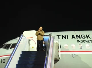 Wapres Gibran Bertolak ke Tanah Papua, Senin (20/4/2026) dini hari. Foto: Biro Pers Media, dan Informasi
Sekrrtariat Wakil Presiden