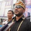 Anggota Komisi XIII DPR RI, Yan Permenas Mandenas. (Foto: Kristin Rejang/sasagupapua.com)