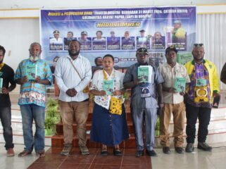Suasana peluncuran buku Tragedi Dogiyai Berdarah 31 Maret 2026 : Catatan Kritis Solidaritas Rakyat Papua (SRP) di Dogiyai. (Foto: Kristin Rejang/Sasagupapua)