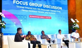 Gubernur Meki Nawipa saat menghadiri Focus Group Discussion (FGD) dengan tema Sterategi Intengrasi  Hulu-Hilir Penguasaan Cadang Emas Menuju Ketahanan Moneter Yang Berdaulat di Jakarta. (Foto: Istimewa).
