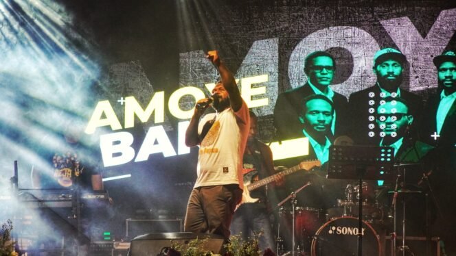 
Amoye Band Tampil Memukau di Festival Budaya Pelajar Papua Tengah: Musik sebagai Napas Persatuan