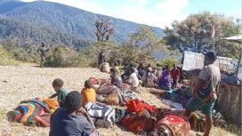 Masyarakat Distrik kemburu mengungsi ke tirineri dan moulo, puncak Jaya, 15 April 2026. Tim Klasisi GKII Sinak Timur/NadiPapua