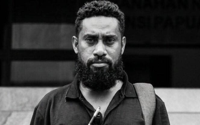
Reinhart Kmur, pengabdi Batuan Hukum LBH Papua. 
