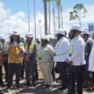 Momen saat rombongan meninjau kantor Gubernur Papua Tengah. (Foto: Kristin Rejang/Sasagupapua.com)