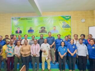 Momen foto bersama usai kegiatan Literasi Digital bagi perempuan yang diselenggarakan oleh Pemuda Katolik Komcab Nabire. (Foto: Istimewa for Sasagupapua.com)