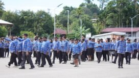 ASN Provinsi Papua Tengah saat selesai apel gabungan di Halaman Kantor Gubernur Papua Tengah, Nabire pada (17/6/2026). Foto: Kristin Rejang/Sasagupapua.com.
