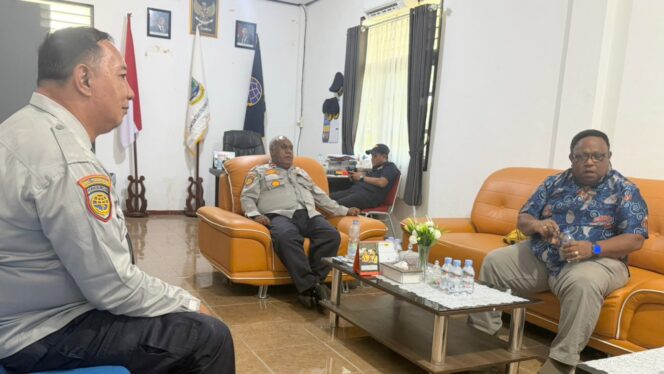 
DPR Papua Tengah Usulkan Nabire dan Mimika Jadi Pelabuhan Pangkal Kapal Perintis