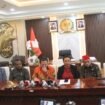 Suasana konferensi pers dalam rangkaian agenda Rapat Pleno Panitia Khusus Penanganan Konflik dan Kemanusiaan Papua di gedung DPD RI, Senin (6/7/2026). Foto: Bagian Pemberitaan Sekjen DPD RI. 