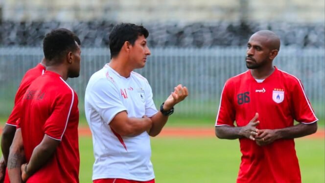 
Dok.(Media Officer Persipura)