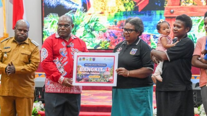 
Momen peluncuran program BANGKIT. (Foto: Humas Pemprov Papua Tengah). 