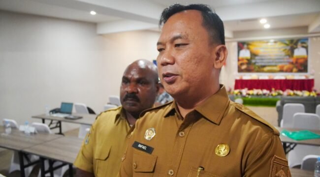 Kepala Dinas Perkebunan dan Peternakan Provinsi Papua Tengah, drh. Rafael Heri Nugroho, S.KH.,  (Foto: Edwin/sasagupapua)