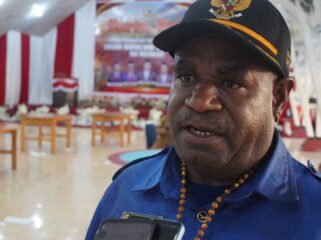 Ketua Pokja Adat MRP Papua Tengah, Yulius Wandagau. (Foto: Kristin Rejang/Sasagupapua)