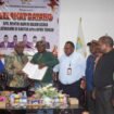 Menteri HAM saat menerima aspirasi di DPR Papua Tengah. (Foto: Kristin Rejang/Sasagupapua)