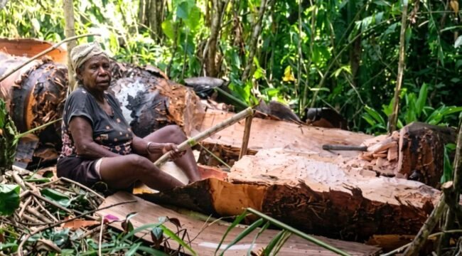 Masyarakat adat Suku Srer Sorong Selatan. (Dok.Ewil Woloin)