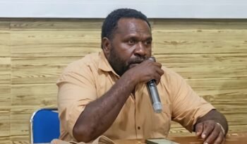 Juru Bicara Gubernur Papua Tengah, Emanuel You. (Foto: Edwin Rumanasen/Sasagupapua)