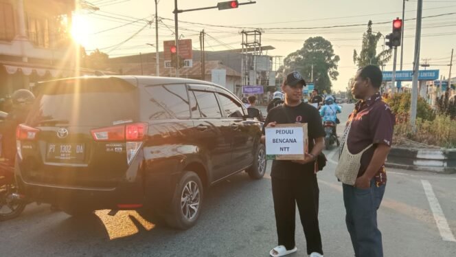 
Aliansi Pemuda Nabire Galang Dana Enam Hari untuk Korban Gempa NTT