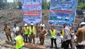 Suasana peletakan batu pertama Kampung Nelayan Merah Putih di Timika. (Foto: istimewa)