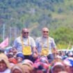 Momen Pasangan Meki Nawipa dan Deinas Geley (MEGE) saat kampanye di Dogiyai pada masa Pilkada. (Foto: David Iyai)