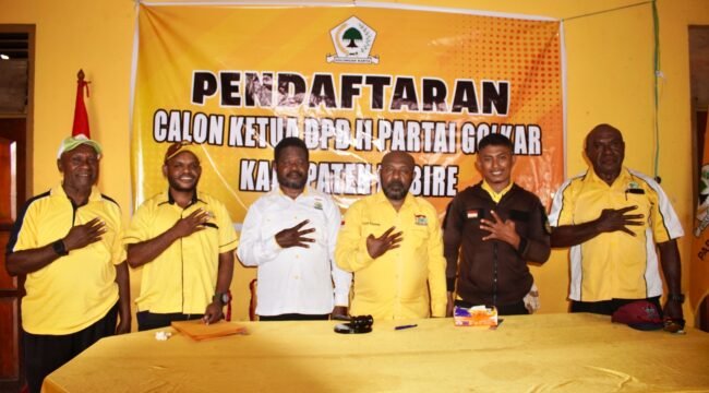 Steering Committe dan panitia musda saat berfoto bersama. (Foto: Kristin Rejang/Sasagupapua)