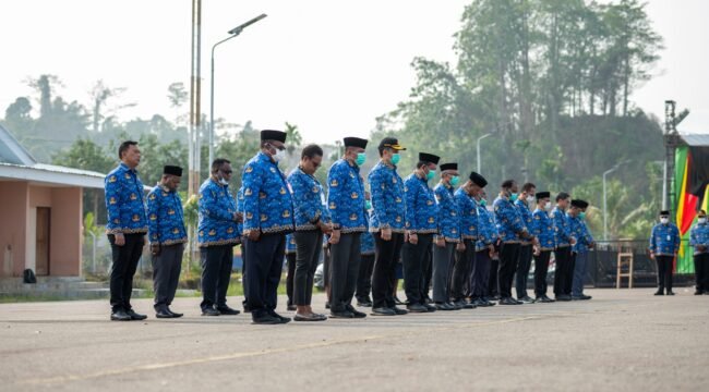 Suasana Apel Gabungan di Lingkup Pemprov Papua Tengah. (Foto: Humas Pemprov Papua Tengah)